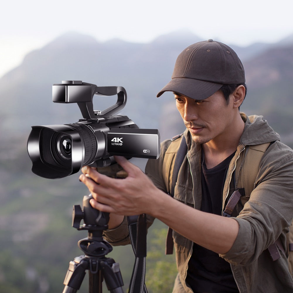 New Handheld High-Definition Digital Video Camera